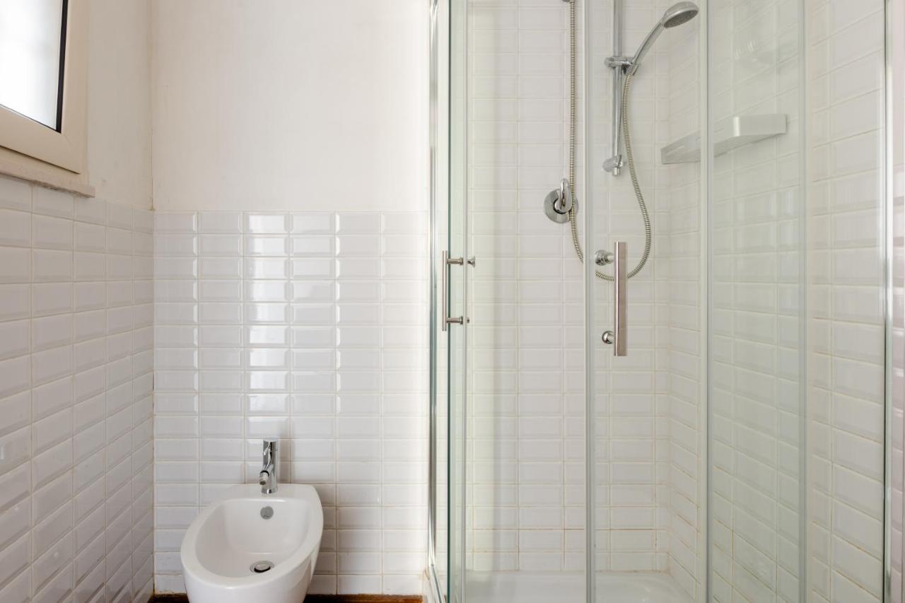 Just Here Apartments - La Mansarda Bari Ngoại thất bức ảnh