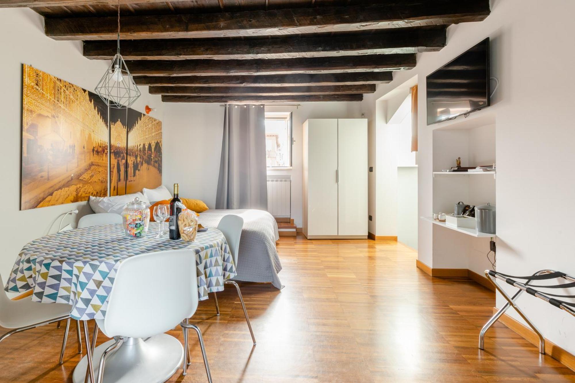 Just Here Apartments - La Mansarda Bari Ngoại thất bức ảnh